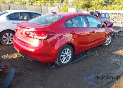 2017 Kia Forte S z USA, uszkodzony, nr VIN 3KPFL4A7XHE010624